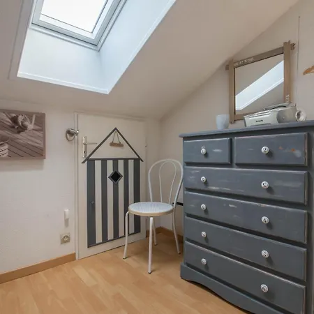 Maison Dans Calme + Piscine A 波尔尼克