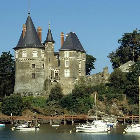 Maison Dans Calme + Piscine A *