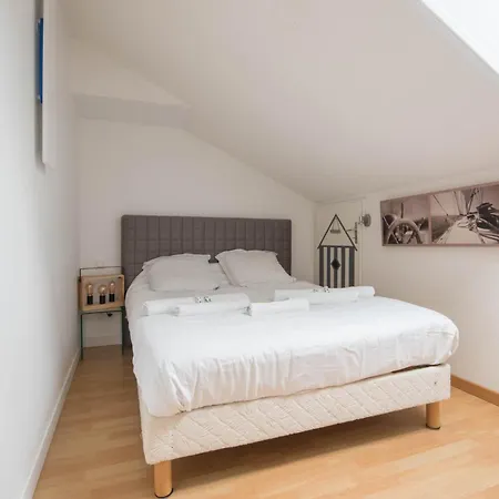 Maison Dans Calme + Piscine A