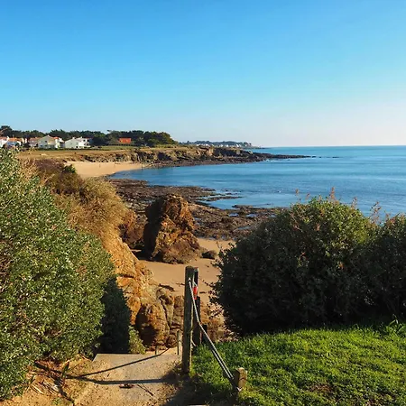 Maison Dans Calme + Piscine A 波尔尼克