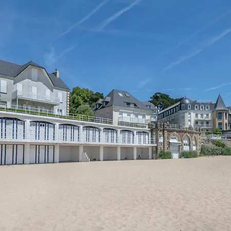 Maison Dans Calme + Piscine A *