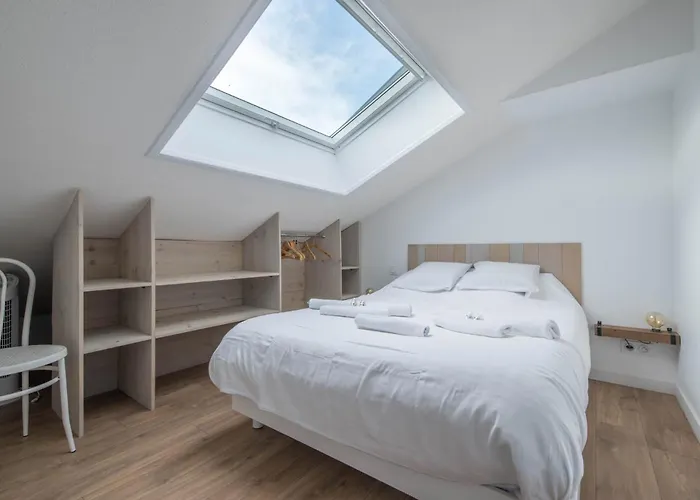 Maison Dans Résidence Calme + Piscine à