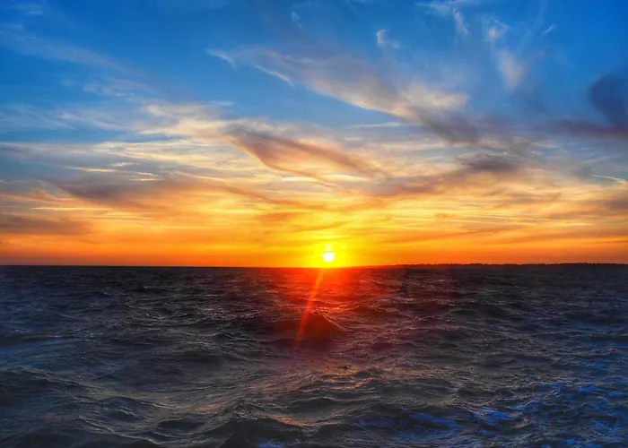 Maison Dans Résidence Calme + Piscine à Hébergement de vacances *