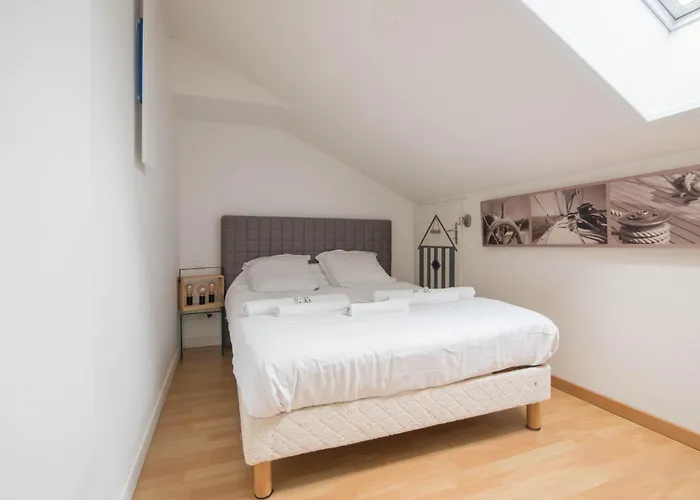 Maison Dans Résidence Calme + Piscine à