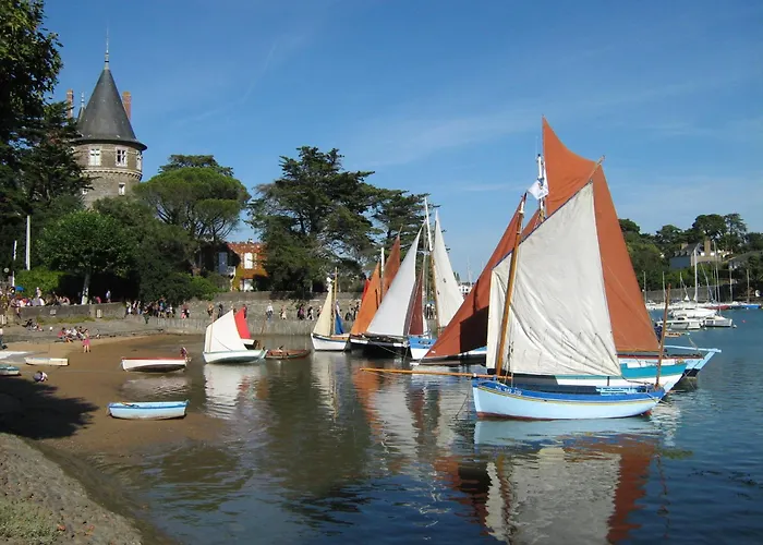 Maison Dans Résidence Calme + Piscine à * Pornic